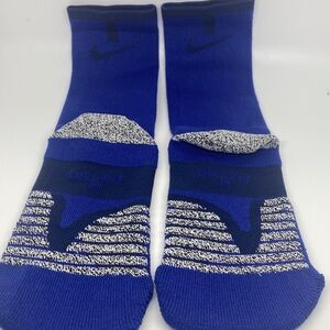Nike Dri-FIT Elite Basketball Crew Socks Blue/Black/Gray Size M